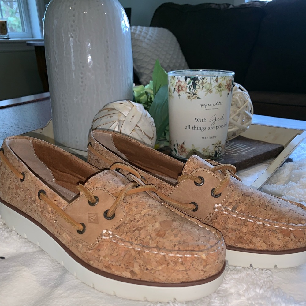 Women’s Sperry Top Sliders.